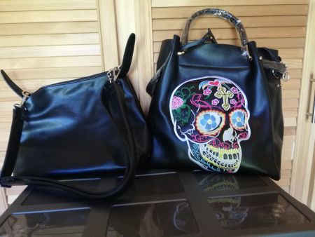 Taschen Set schwarz mit Totenkopf-Applikation JN Gianni Neu