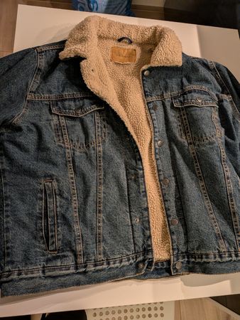 Pull&Bear gefütterte Jeansjacke (Sherpa) – Grösse XL