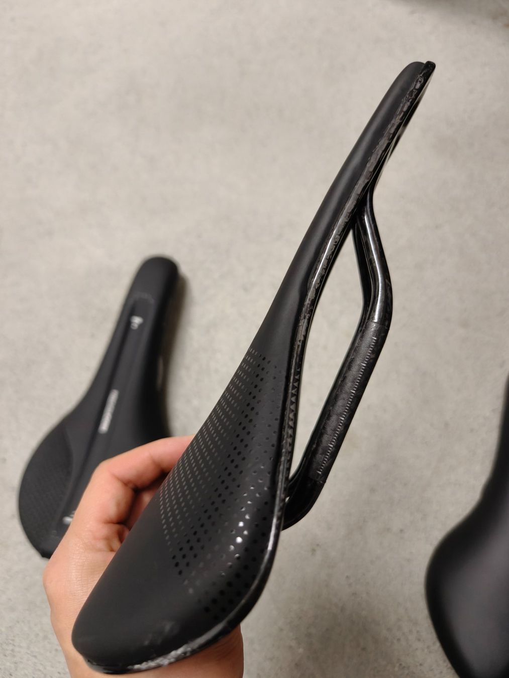 Pezzi di ricambio: 3 Velo Sättel – Usato da Aarau venduto da billsg 2