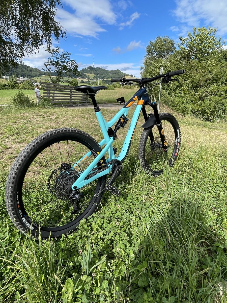 Rocky Mountain Bicycles Biciclette: Rocky Mountain Altitude Carbon 2021 – Nuovo (secondo la descrizione) da Ostermundigen venduto da Lexington_100 3