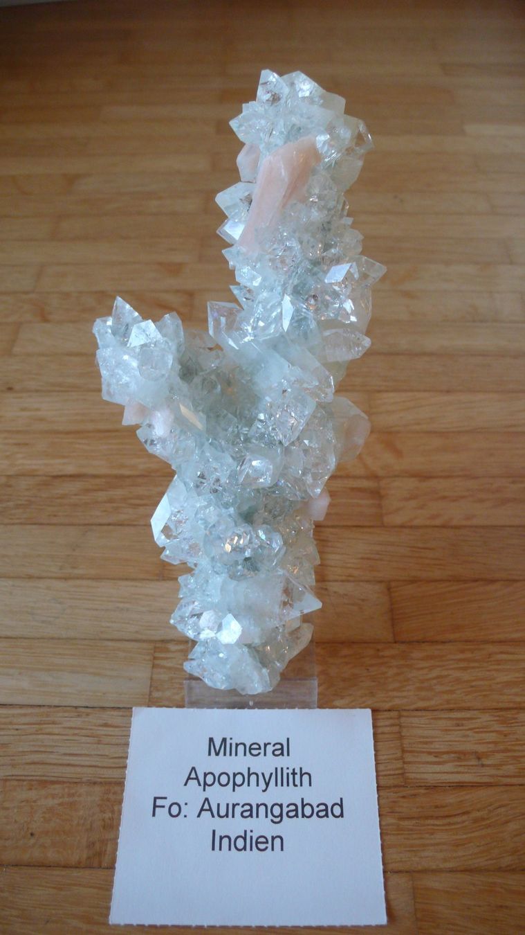Mineralien & Heilsteine: wunderschöner Apophylit-Ast mit aufgewachsenen Stilbit – Neu (gemäss Beschreibung) aus Birmenstorf AG von tritonius 6