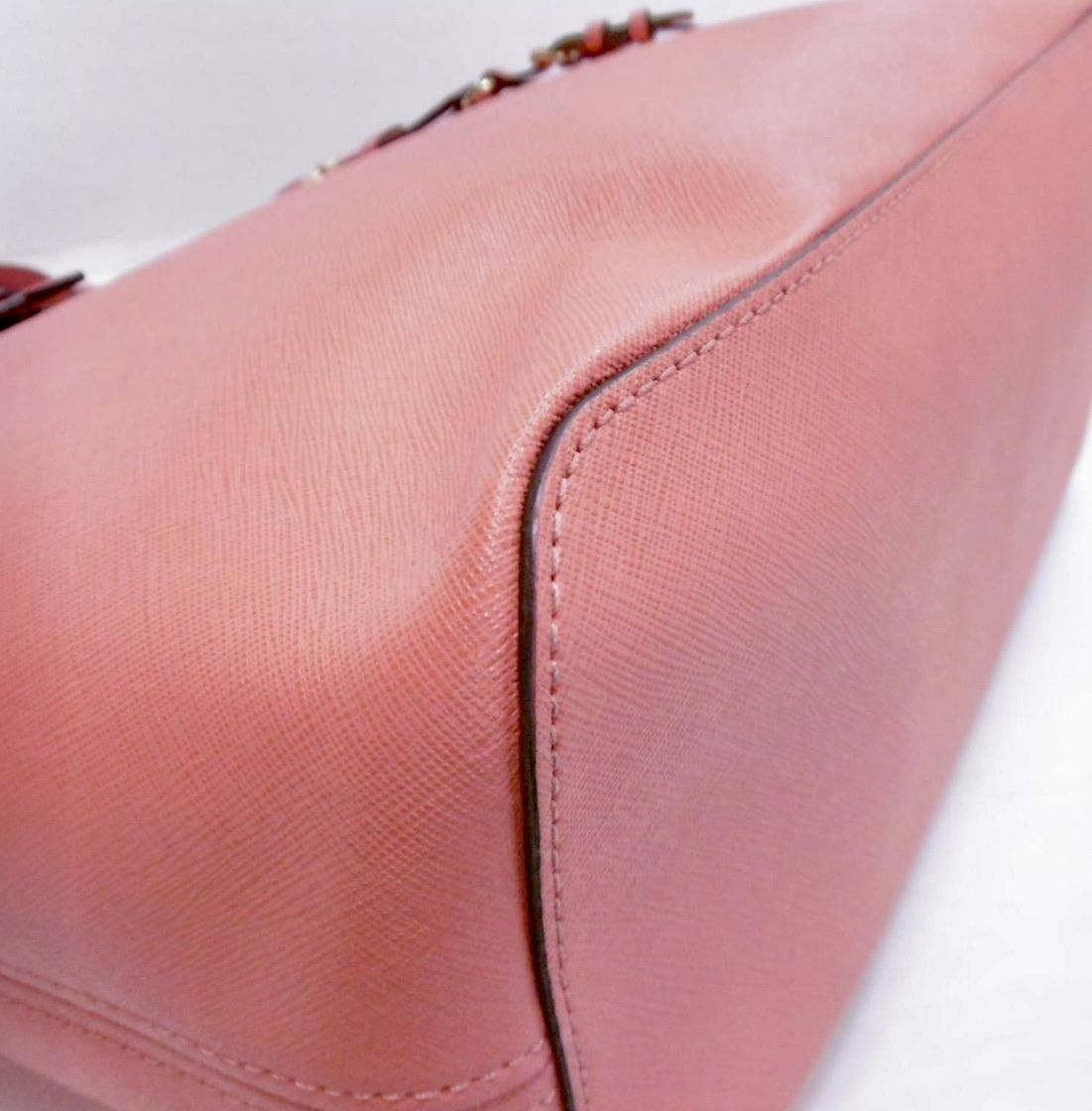 Michael Kors Borse da donna: Sac Michael Kors rose corail – Nuovo (secondo la descrizione) da Ecublens VD venduto da ago_557y 1