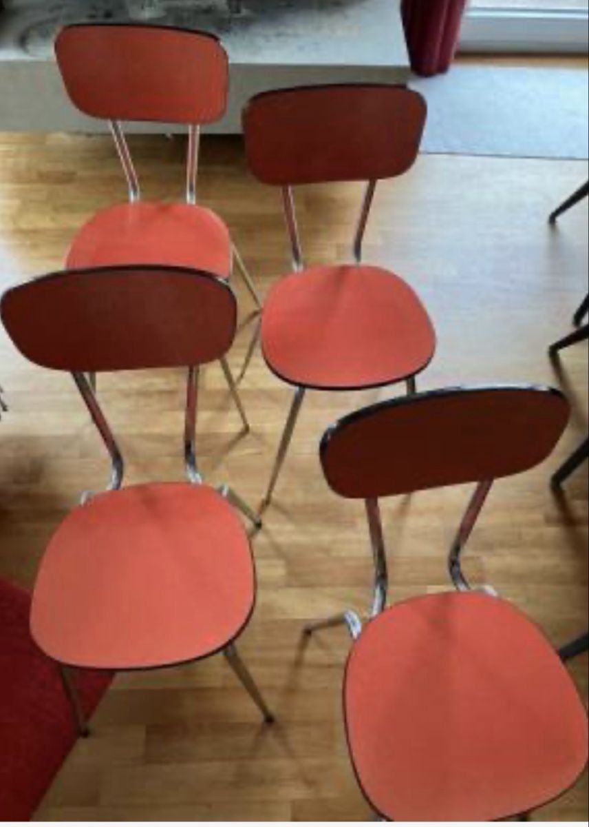 Sedie: 4 chaises vintage en Formica rouges  – Usato da Marin-Epagnier venduto da nat_p2fm 1