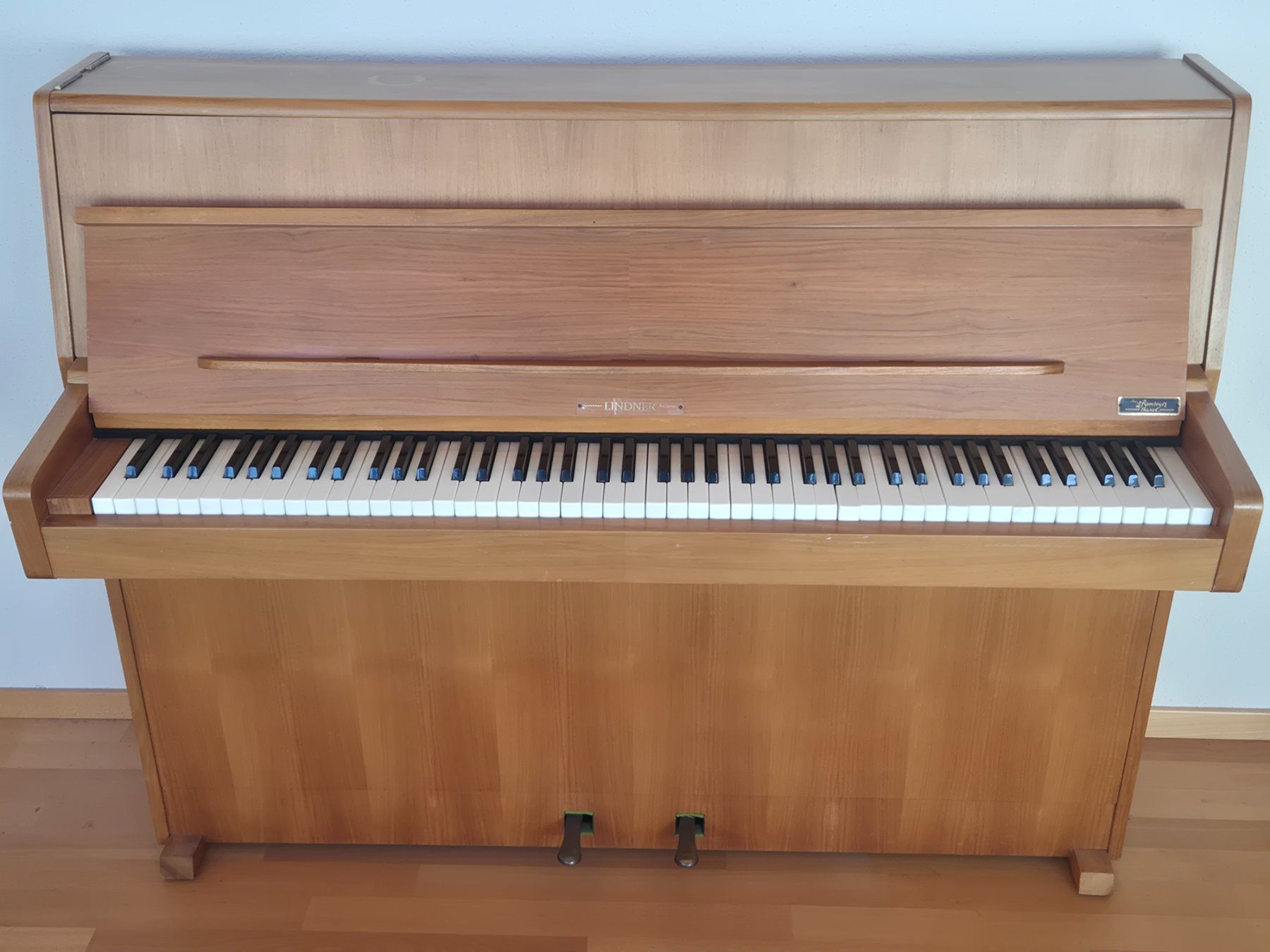 Strumenti musicali: Klavier Lindner – Usato da Langenbruck venduto da zwahlenA 6