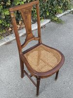 Schöner antiker Stuhl Holzstuhl mit Wiener Geflecht