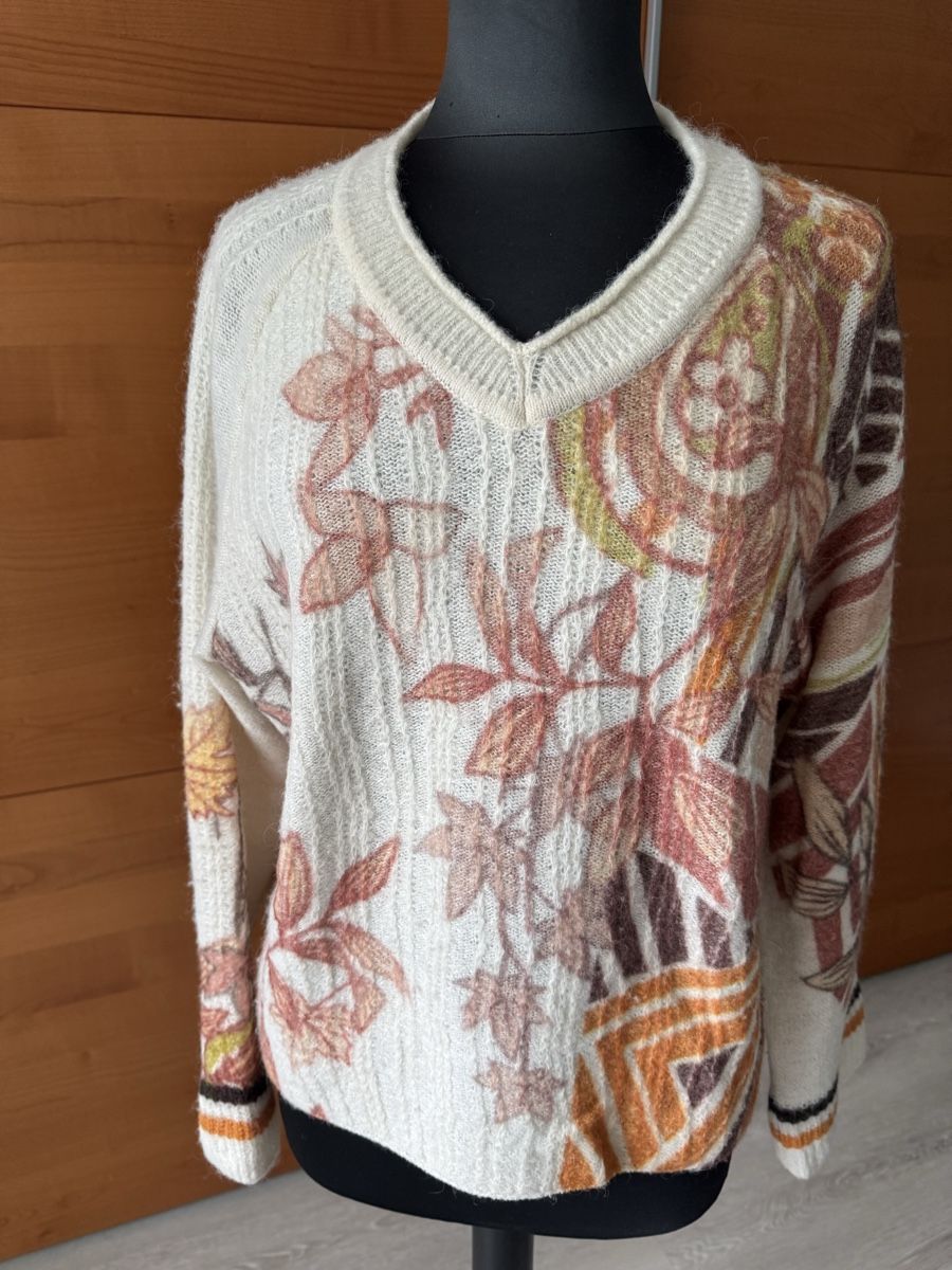 Marc Cain Pulls & Sweat-shirts: Pullover Marccain Original Gr. N5 ( 40/42 ) – D'occasion à Morschach par jeanhenrifabre