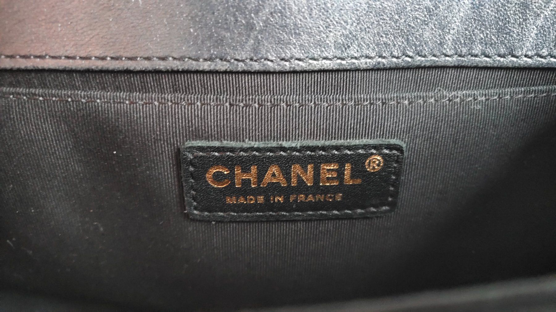 Chanel Borse: Chanel boy bag old medium – Usato da Meilen venduto da Aphrodite87 8