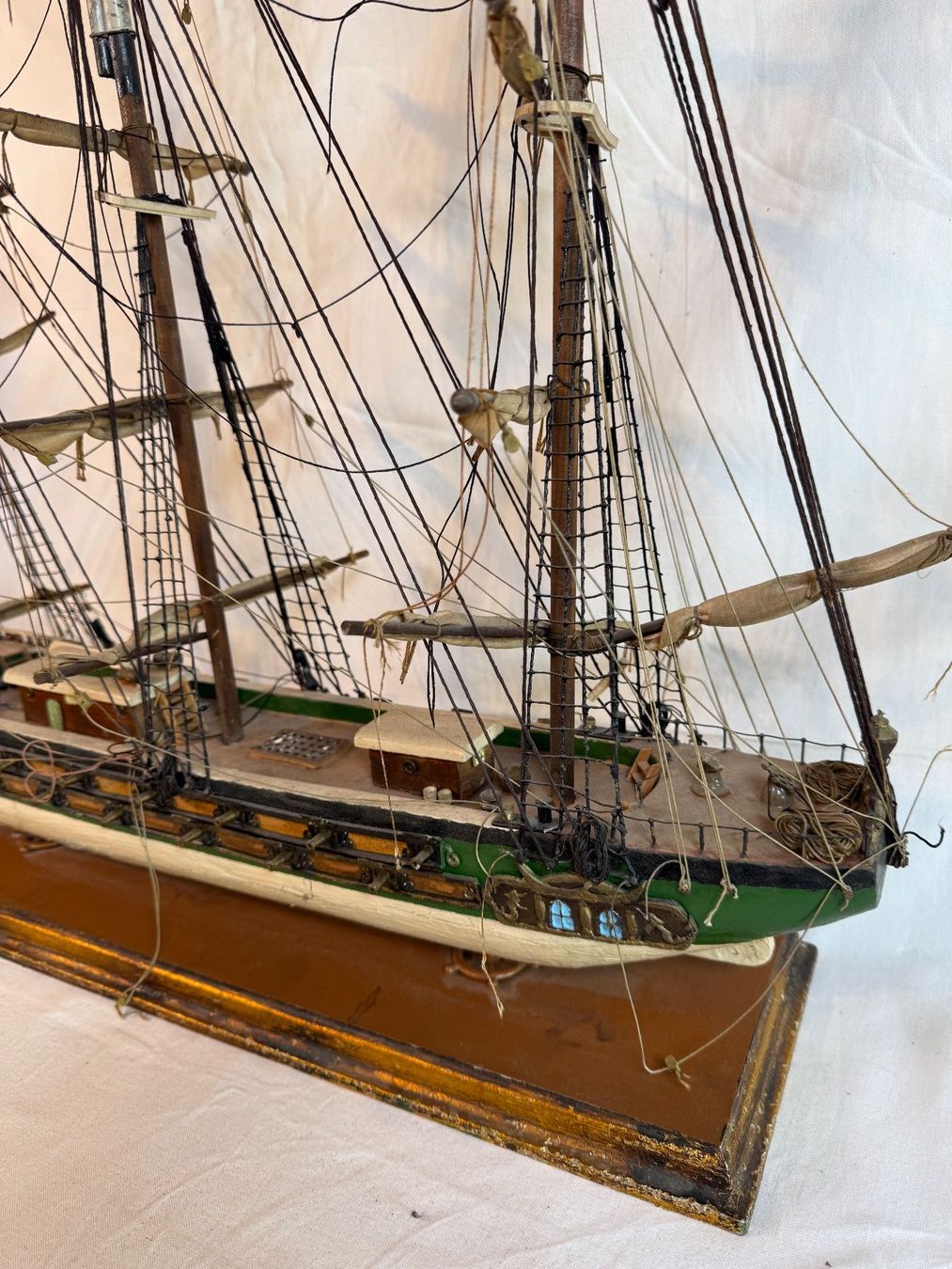 Kit di modellismo & Modellini statici: Schiffsmodell Spanische Fregatte, – Usato da Sachseln venduto da BONATI01 9