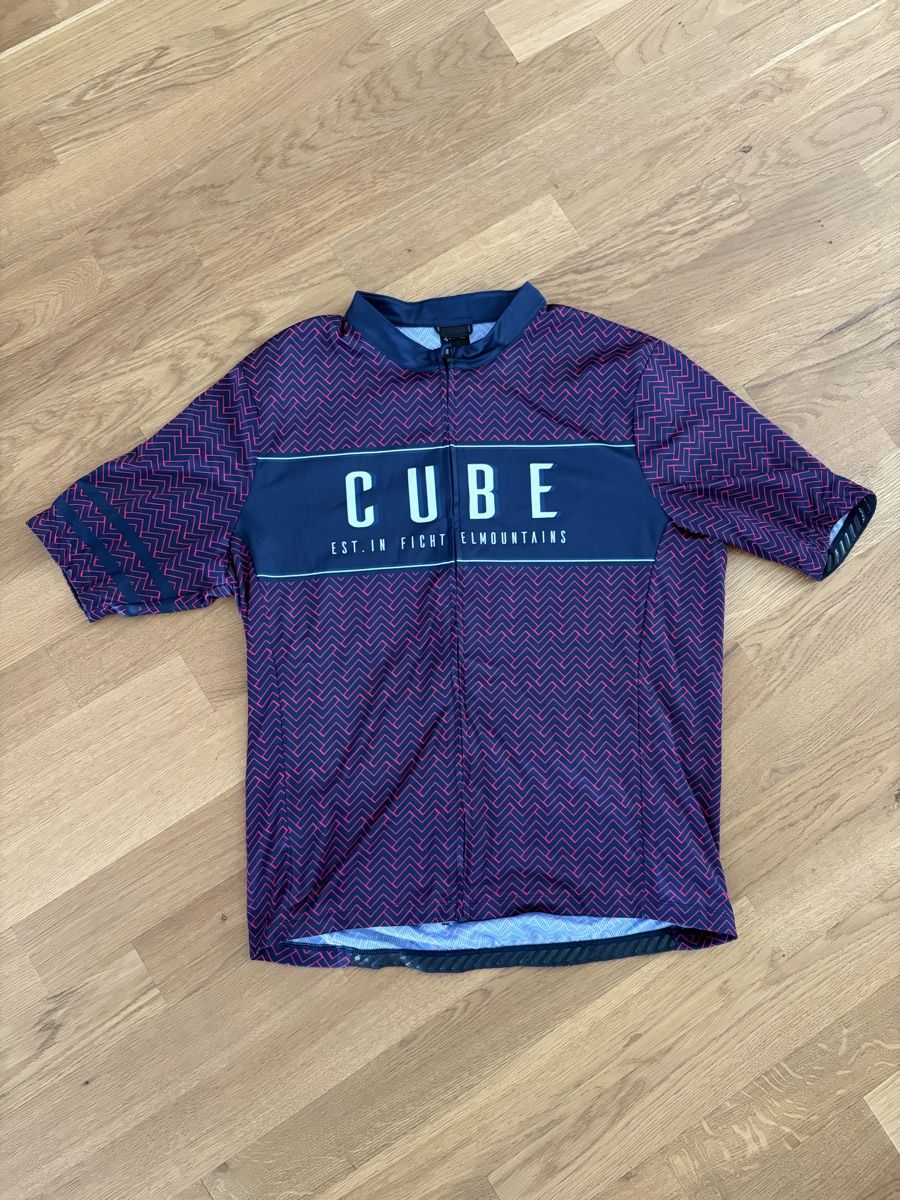 Cube Canottiere & Pantaloni: Cube Rennradtrikot – Usato da Bern venduto da -Philipp-