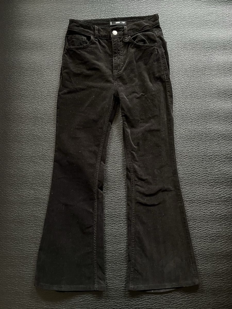Mango Jeans: Mango velluto nero - 34 – Nuovo (secondo la descrizione) da Lausanne venduto da picola29