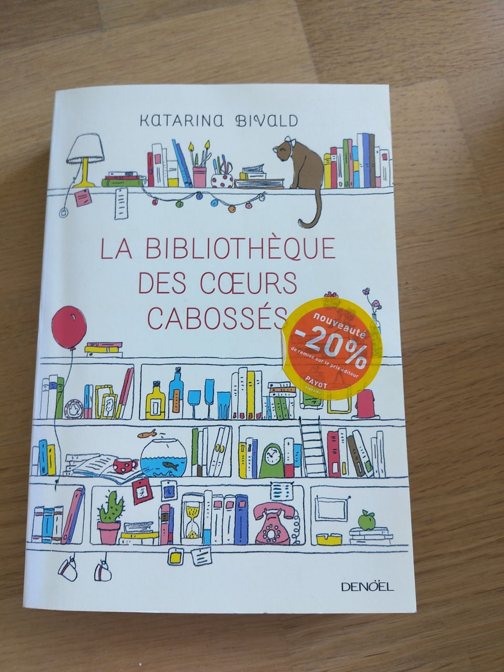 Libri: La bibliothèque des coeurs cabossée – Usato da Denges venduto da lay_xpy7