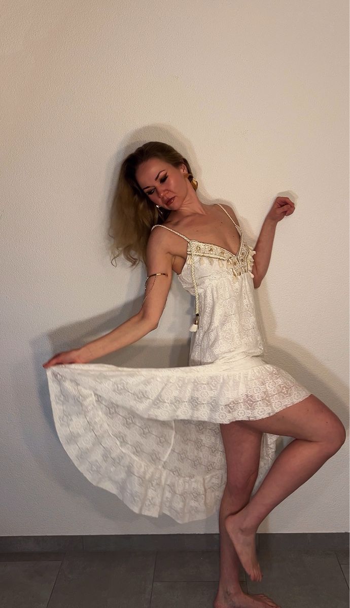 Vestiti: Robe bohème dentelle blanche – Usato da Pont (Veveyse) venduto da pil_k9jp 4