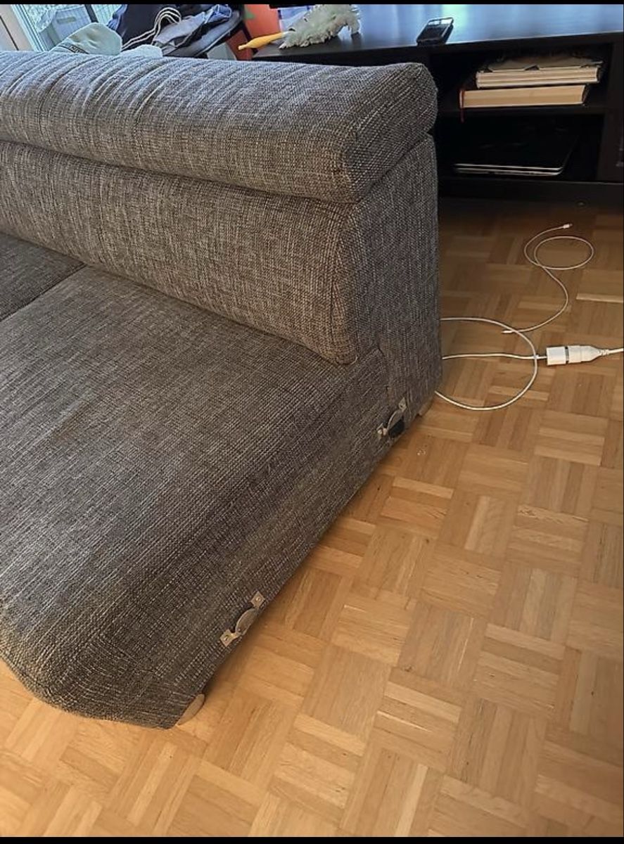 Divani: Sofa – Usato da Bern venduto da Badr6 2