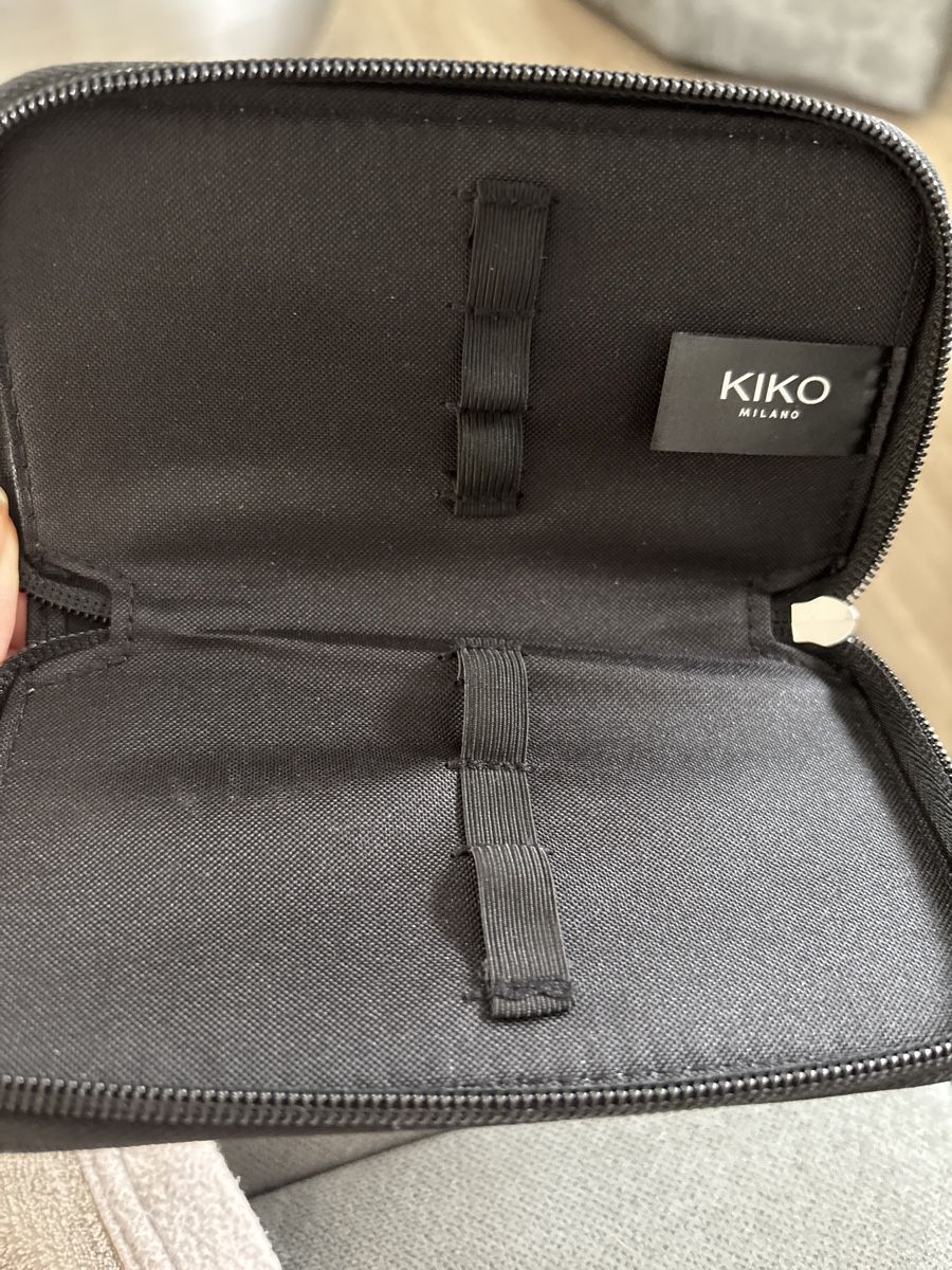 Custodie per cosmetici: Trousse makeup Kiko Milano Neuf – Nuovo (secondo la descrizione) da Delémont venduto da Ma_LoU.01 1