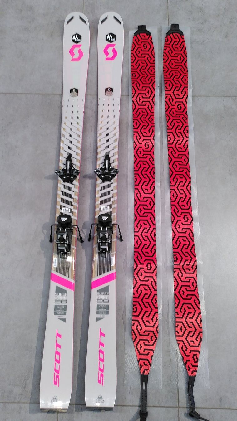 Scott Skis: Skitourenset Scott Superguide 88 160cm – Neu und originalverpackt aus Scuol von Marco-Sport-Scuol