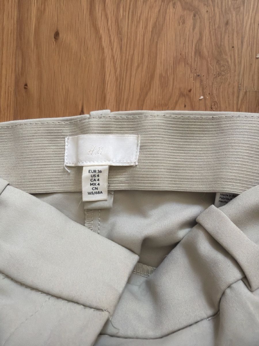 H&M Pantalons: Pantalon vert H&M  – D'occasion à Le Locle par Mayd_h 2