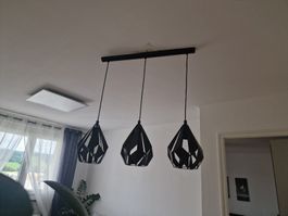Luminaire suspendu noir moderne 3 lumières géométriques 