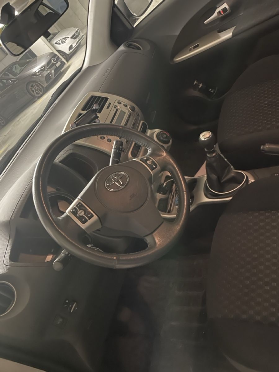Toyota Autos: Toyota Urbain Cruiser – D'occasion à Naters par brunteles 7