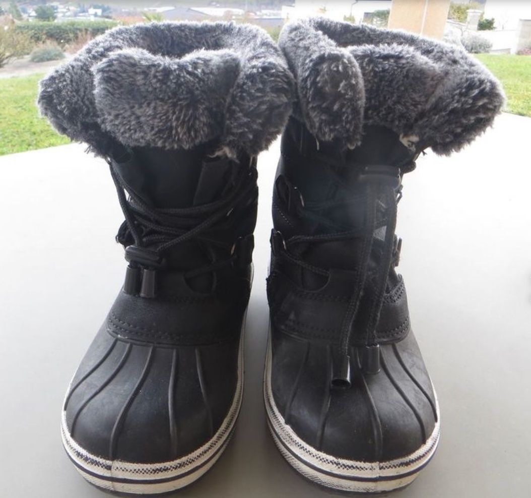 Mckinley Scarpe per ragazze: Mckinley Mädchen-Schneestiefel (Grösse 31) – Usato da Ipsach venduto da Peggyaria 1
