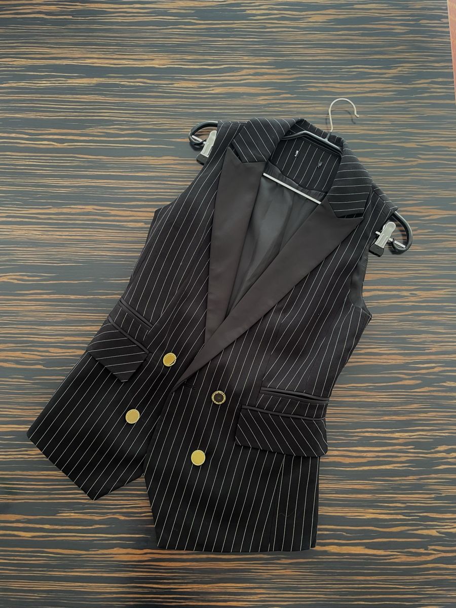 Morgan Gilets & Westen: Gilet élégant Morgan (taille-36) – Neu (gemäss Beschreibung) aus Genève von iry_67wr