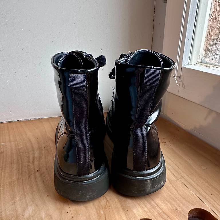 Scarpe per ragazze: Lackstiefel Mädchen 36 – Usato da Malans GR venduto da aicul31 2