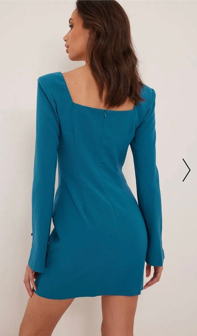 Vestiti: Elegantes Kleid mit eckigem Ausschnitt – Usato da Adliswil venduto da ssc_z8q6 3