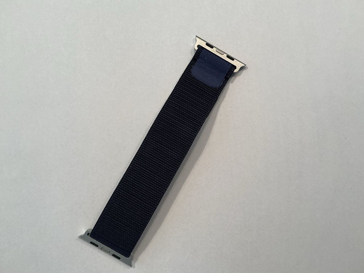Apple Bracciali & Braccialetti: Apple Watch Alpine Loop Midnight Blue Dunkelblau - 49mm – Nuovo e nell'imballaggio originale da Dietikon venduto da BeKind2UMind 2