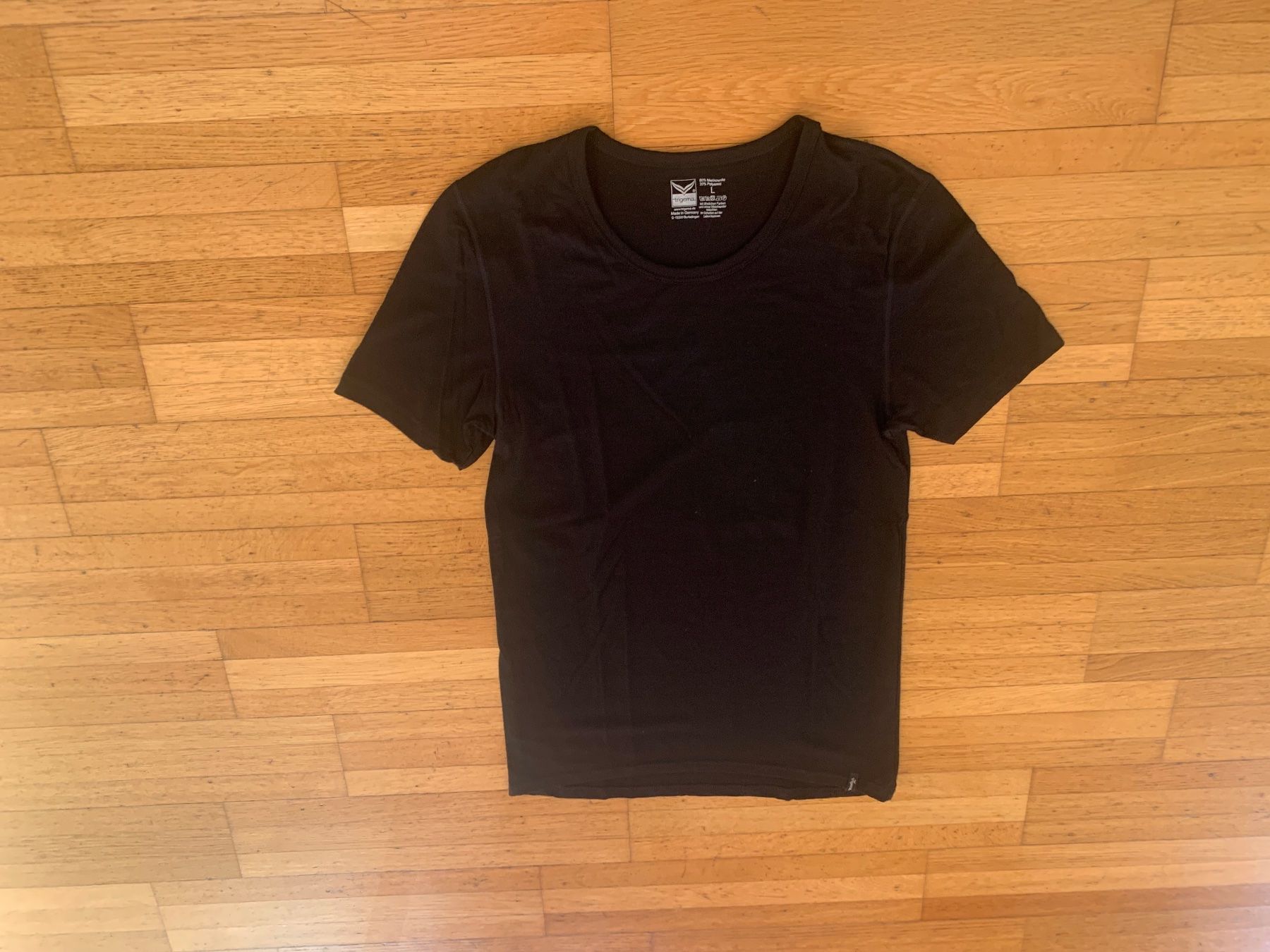 T-Shirts: Merino Shirt schwarz – Neu (gemäss Beschreibung) aus Bülach von frische_brise 5