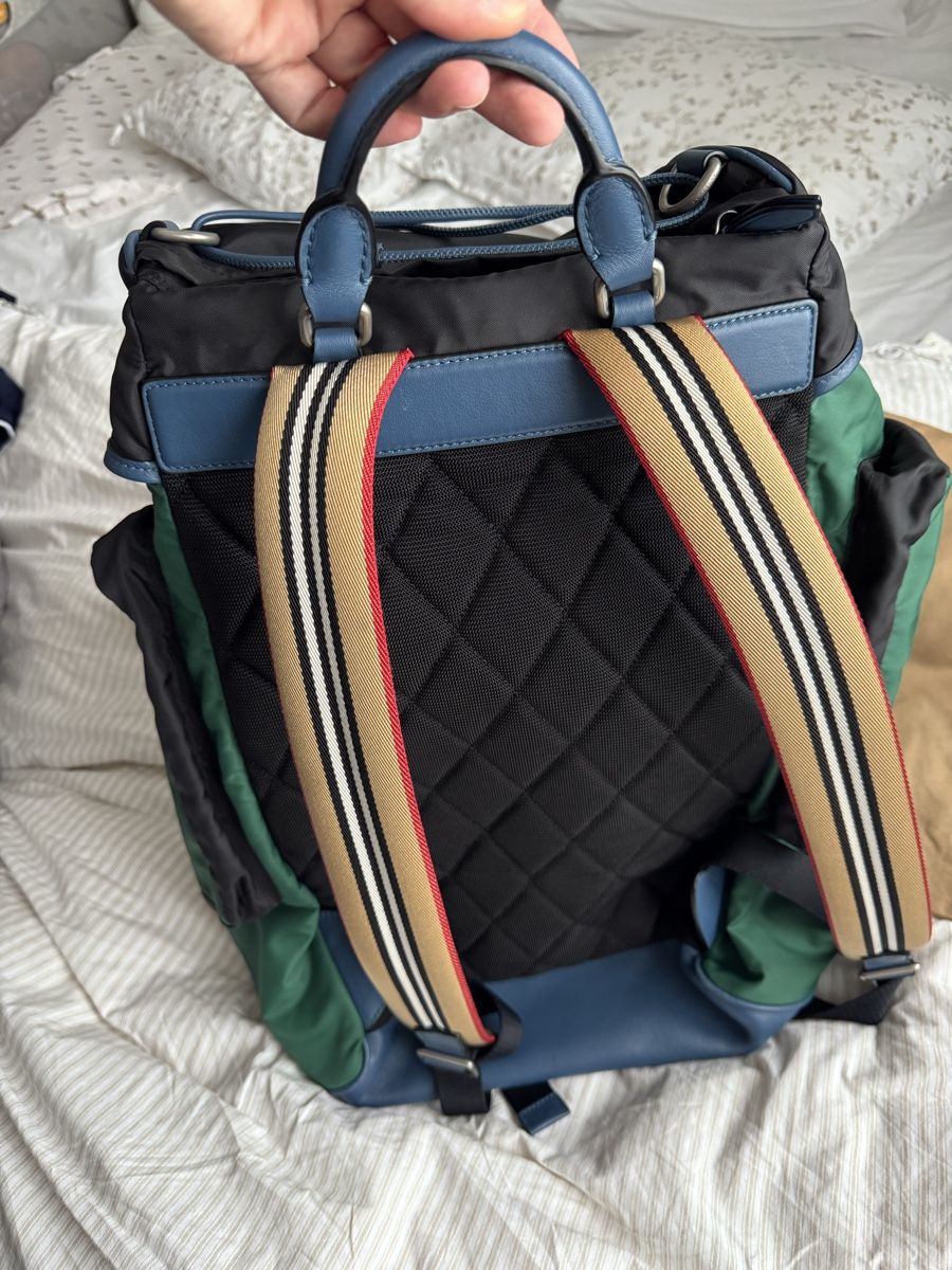 Burberry Zaini: Burberry Rucksack – Nuovo (secondo la descrizione) da zufikon venduto da Jacky.N 1