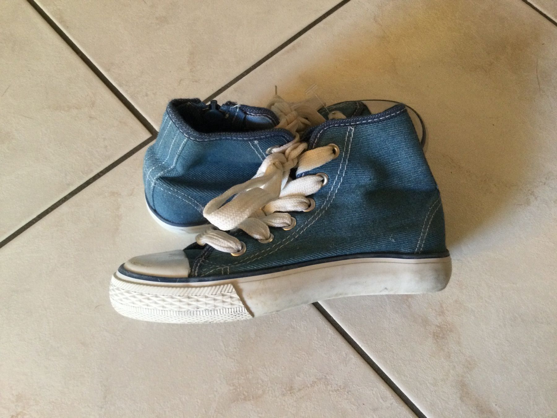 Schuhe für Jungen: Schuhe, Gr. 28 – Neu (gemäss Beschreibung) aus Hallwil von claire70 3