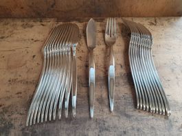 12 x Fischbesteck versilbert Berndorf Mod. Sinus / Neuwertig