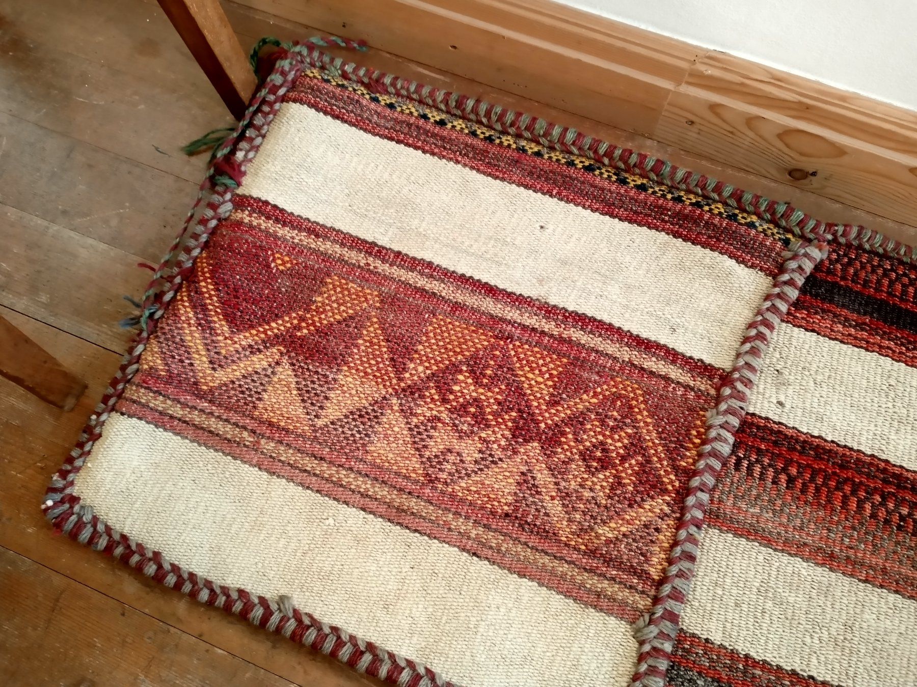 Tappeti: Tasche Kilim Teppich, handgeknüpfte – Usato da Prez-vers-Siviriez venduto da Monija70 2