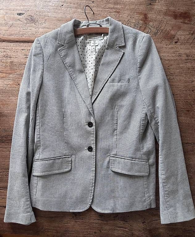 H&M Giacche: Blazer gestreift grau/weiss. Gr.38. – Usato da Zürich venduto da Sunnyflower97 1