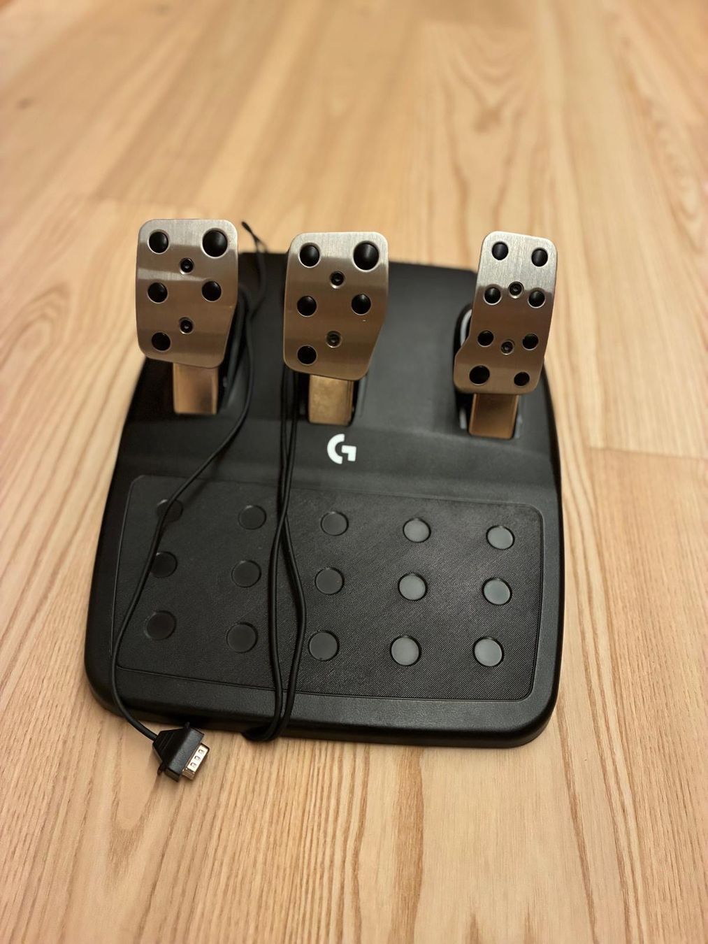 PC: Logitech Lenkrad und Gaspedal G923 – Usato da Elm venduto da mrhy 2