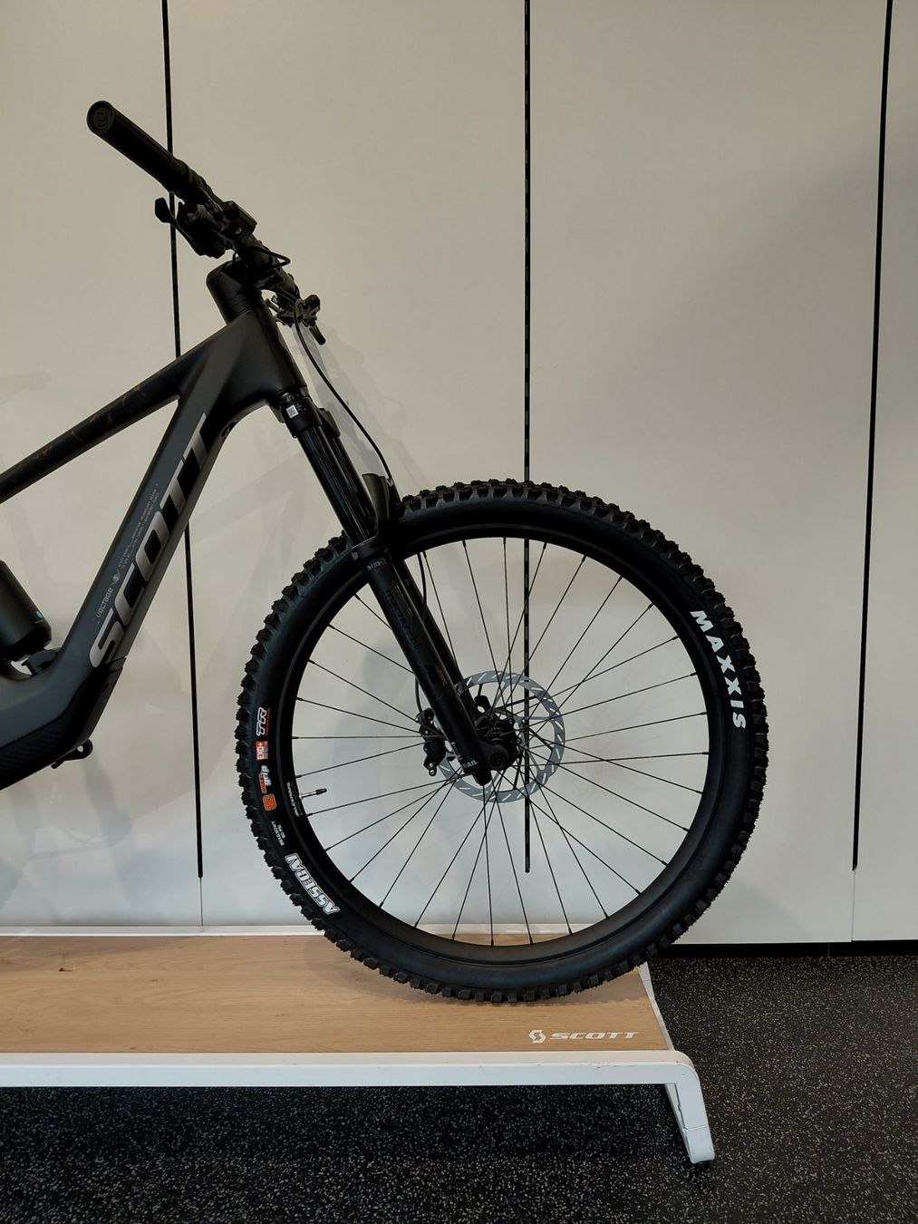 Scott Biciclette: Scott Voltage eRide 920 (S,M,L) – Nuovo e nell'imballaggio originale da Klosters venduto da mie_9vjk 3