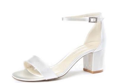 Scarpe da donna: Ungetragene Brautschuhe Gr.39 – Nuovo (secondo la descrizione) da Zürich venduto da DZ-P