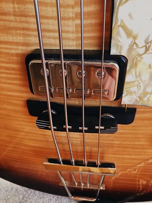 Höfner Strumenti musicali: Bass Höfner 500/7 + housse+sangle – Usato da Gland venduto da man_n86c 3