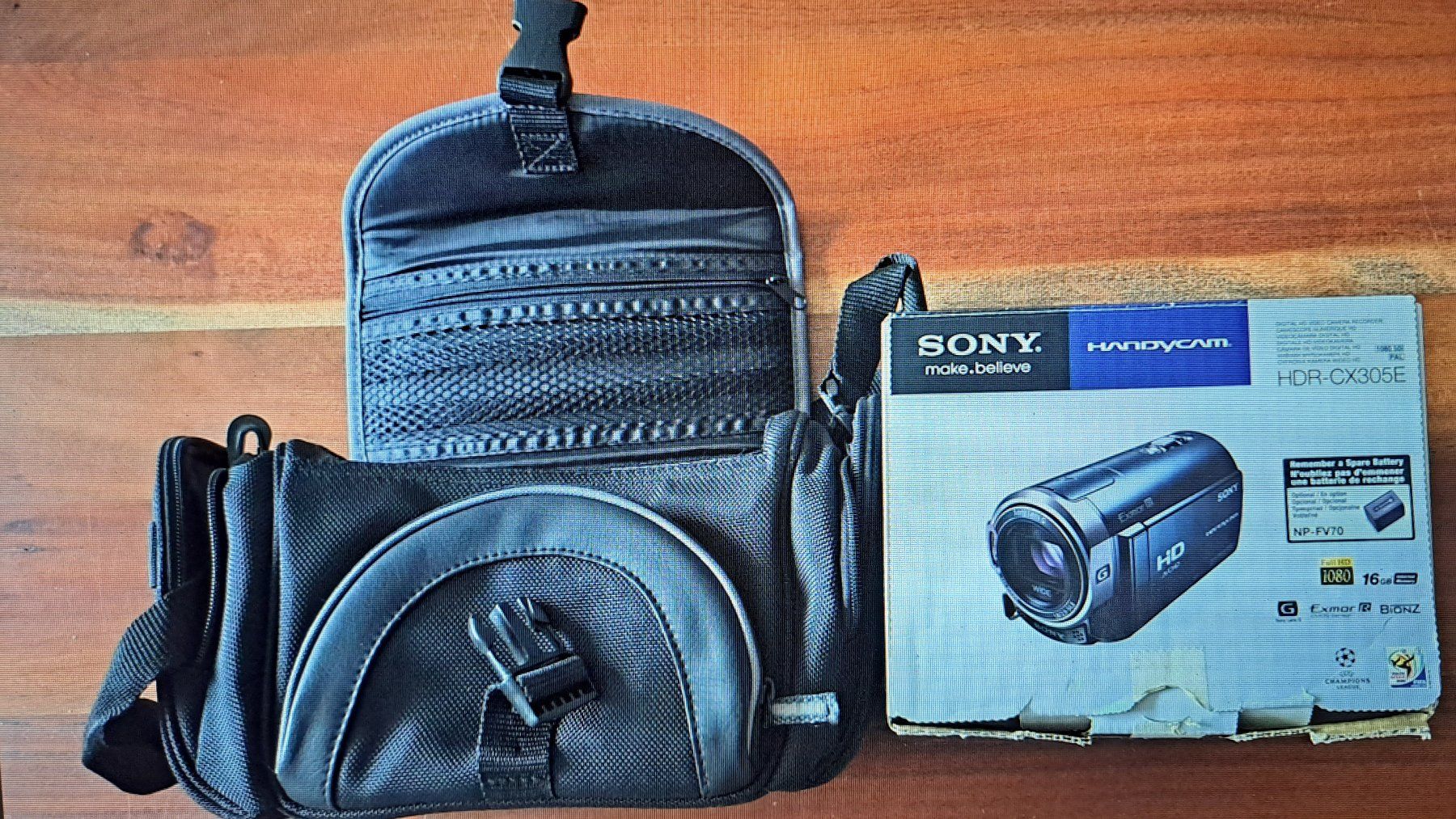Sony Videocamere: Camescope SONY HDR CX 305 – Usato da NIEDERHASLI venduto da den_s5d5