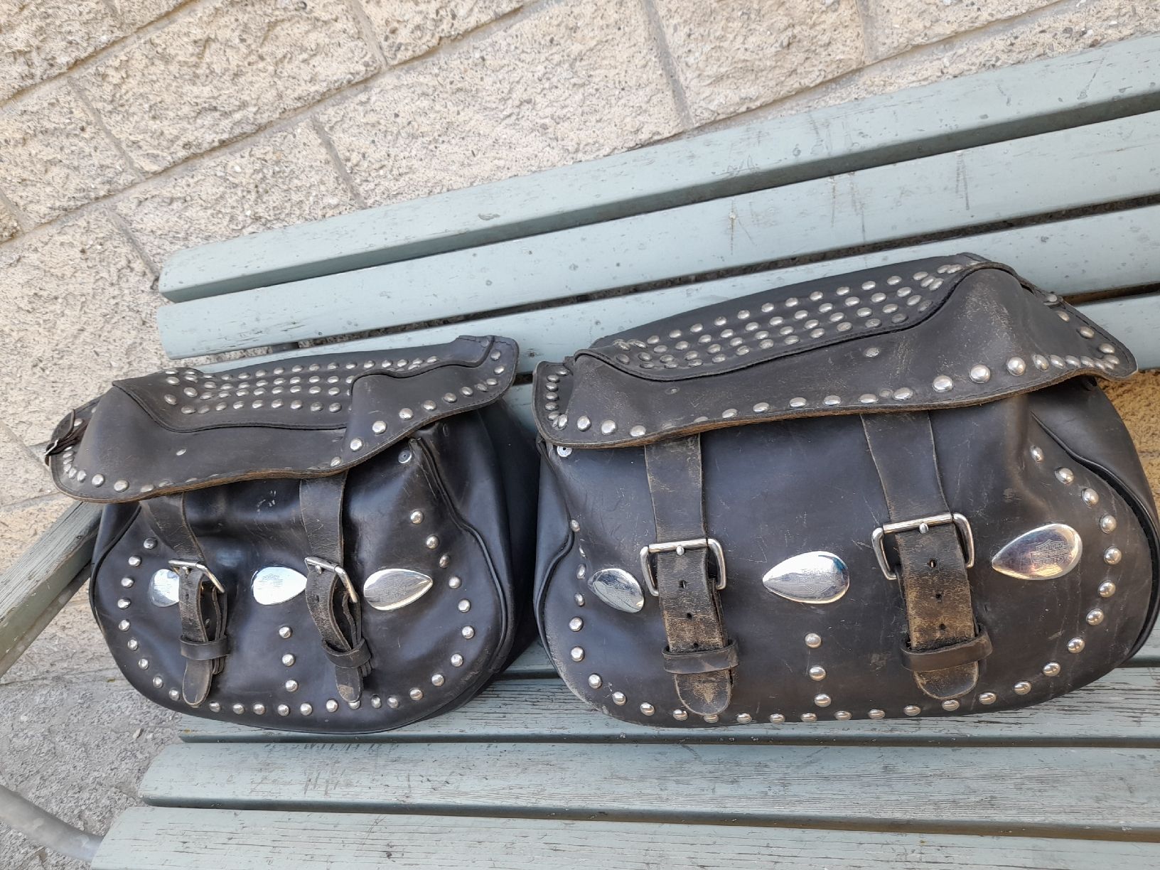 Harley-Davidson Taschen: Leder Satteltaschen Harley Davidson  – Gebraucht aus Menziken von Rseppi
