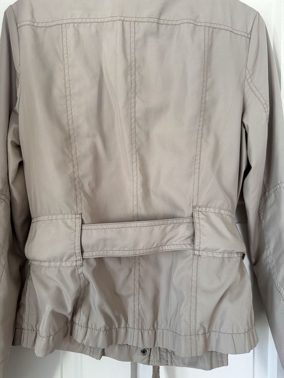 Vestes: Women's Light Jacket, IN LINEA, Beige – D'occasion à Horgen par ger_2y92 4