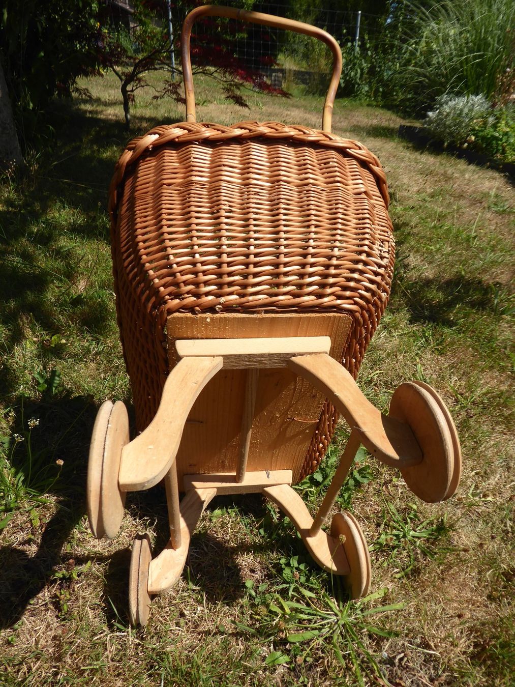 Puppenwagen: Alter Puppenwagen – Gebraucht aus Aadorf von Dragonfisch 4