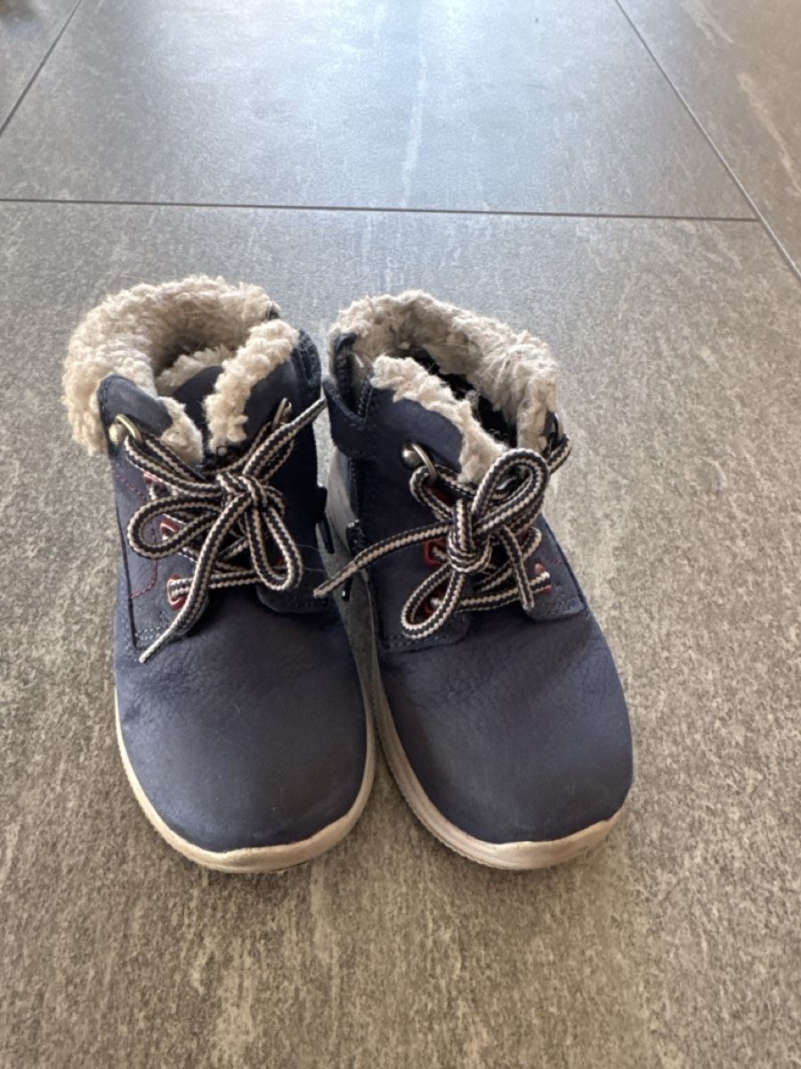 Elefanten Scarpe per ragazzi: Leichte Winter-/Übergsschuhe, Elefanten, Grösse 23 – Usato da Neerach venduto da bar_t2xd