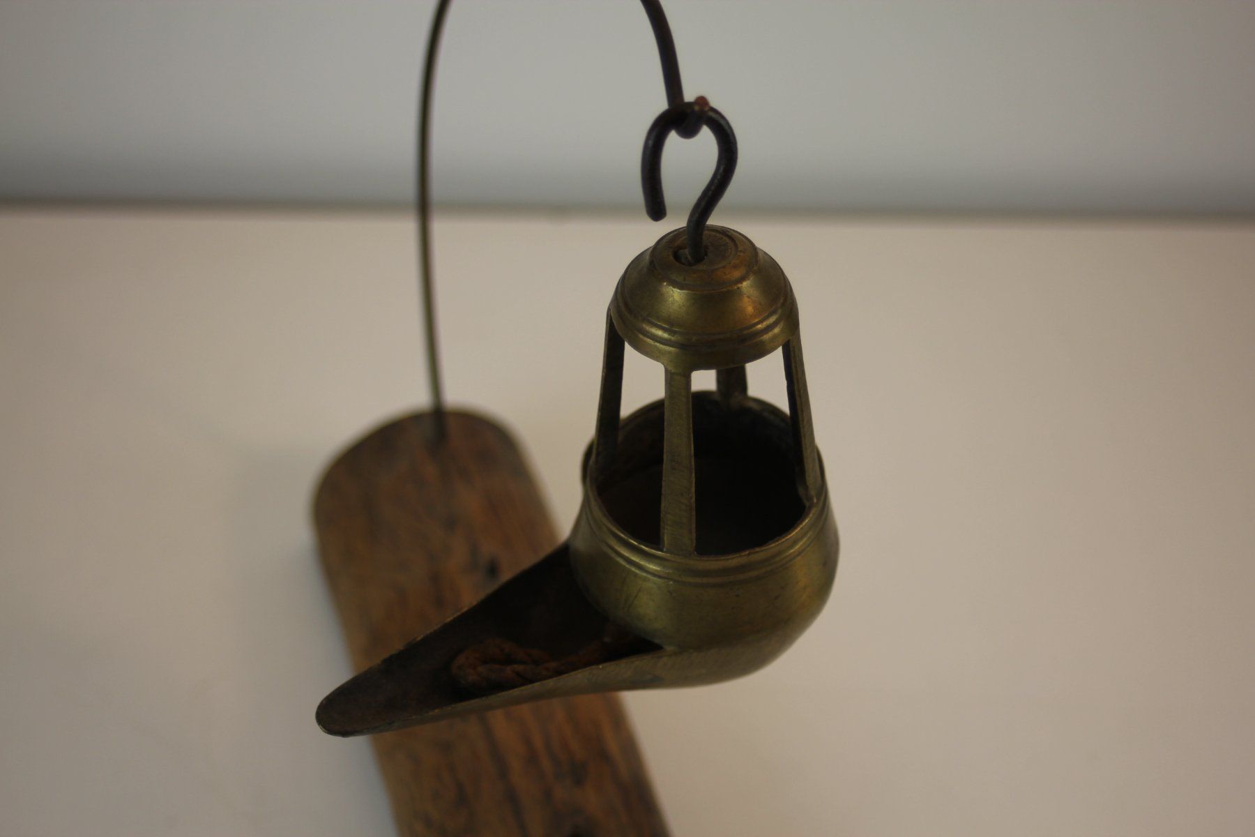 Lampen: Vintage Öllampe Holz – Gebraucht aus Basel von IRMAundFRED 1