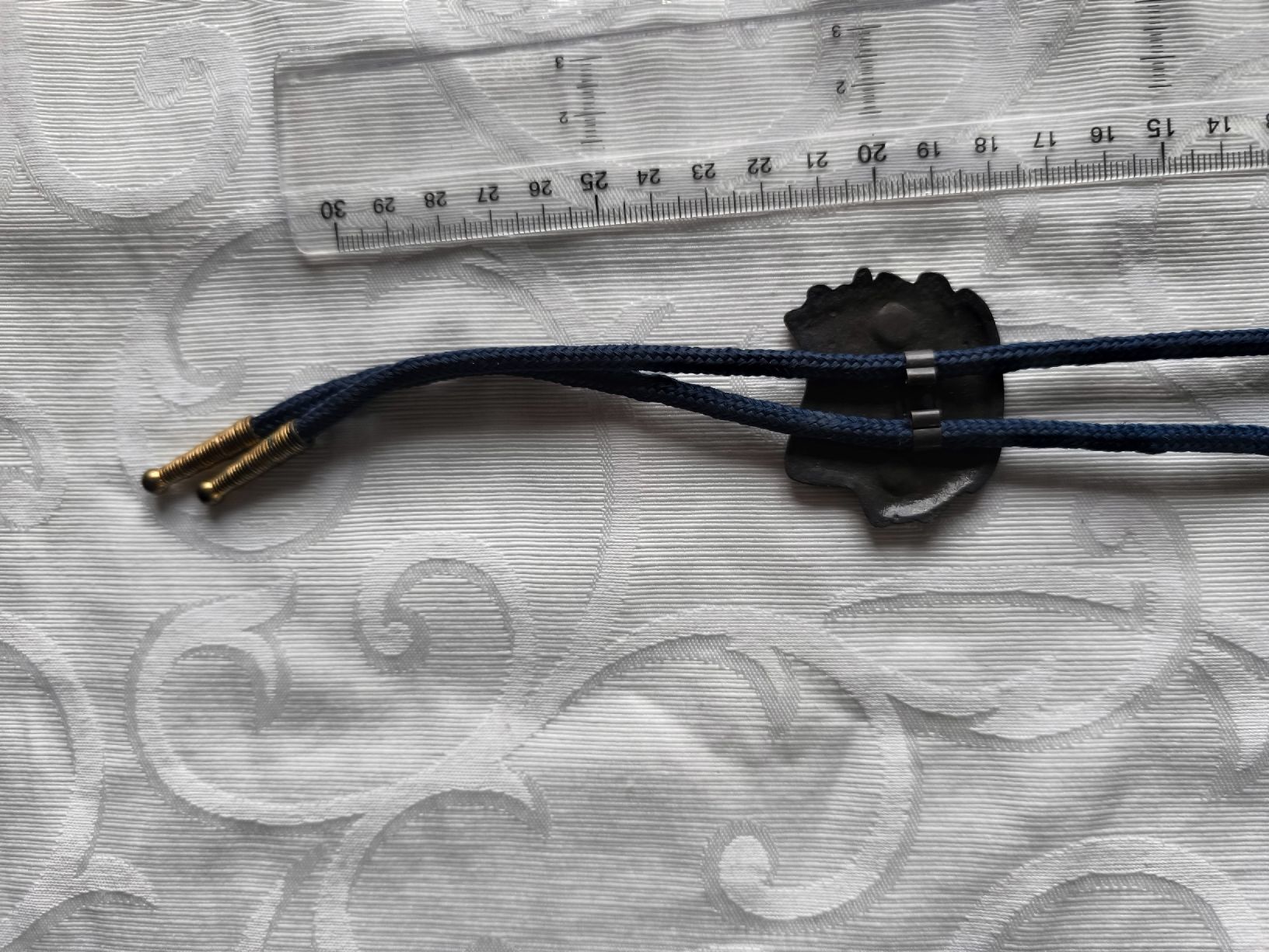 Catenine: Ältere nativ Indianer Bolo tie – Usato da Schaffhausen venduto da gab_v5qf 3