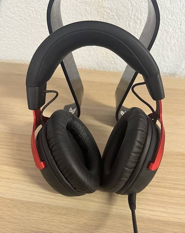 Kopfhörer: HyperX Cloud III S Wireless Gaming Headset  guter Zustand – Gebraucht aus Wabern von and_vl6f 3