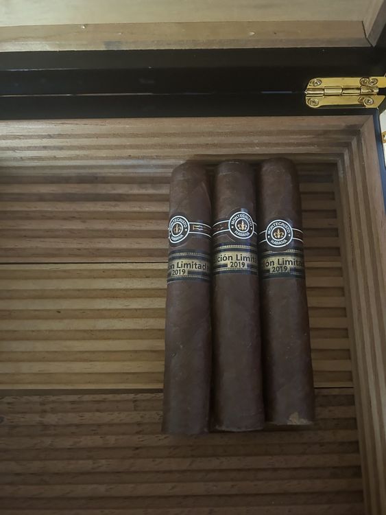 3x Montecristo Edicion Limitada Supremos EL 2019 (Gebraucht) in Zürich ...