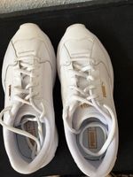 Neuwertige Puma-Schuhe für Damen Gr. 38