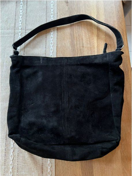 Borse da donna: Schwarze echt Wildleder Suede Bea Bag - 400295 – Usato da Küssnacht am Rigi venduto da Schuhe-Secondhand 5