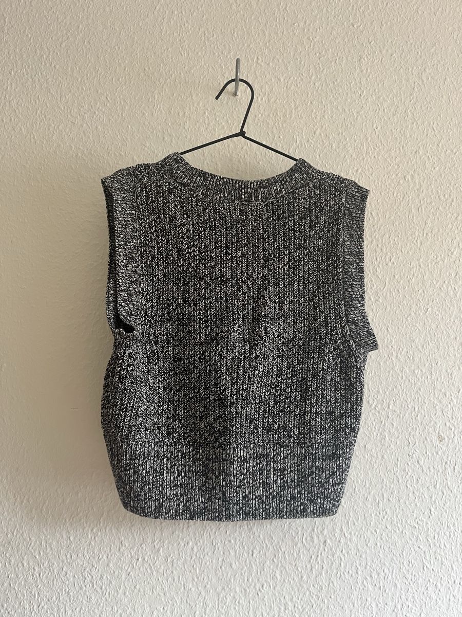 Gilet & Giacche senza maniche: gilet en maille  – Usato da La Chaux-de-Fonds venduto da vert_j 1