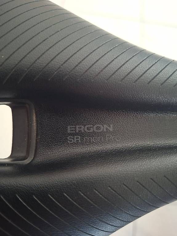 Pezzi di ricambio: Ergon - SR Pro Men Herrensattel – Usato da Holderbank AG venduto da Jojer 4